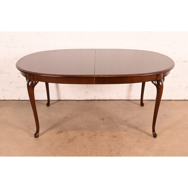 Wood Thomasville Queen Anne Mahogany Extension Dining Table, Newly Refinished For Sale - Image 7 of 16