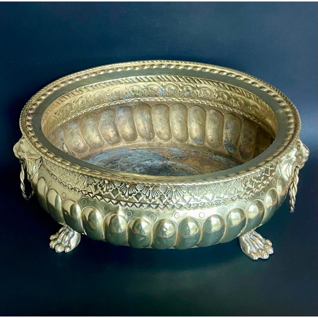 Antique Neoclassical Brass Jardiniere with Lion Head Ring Handles and Claw Feet, 1900s For Sale - Image 4 of 7