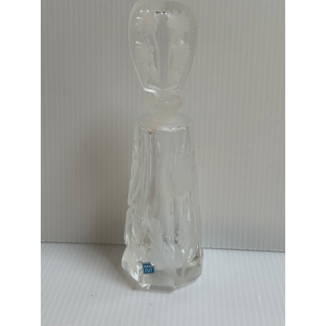 Vintage Hand Cut Thick Crystal Etched Satin Floral Scene Elegant Perfume Bottle For Sale - Image 4 of 13