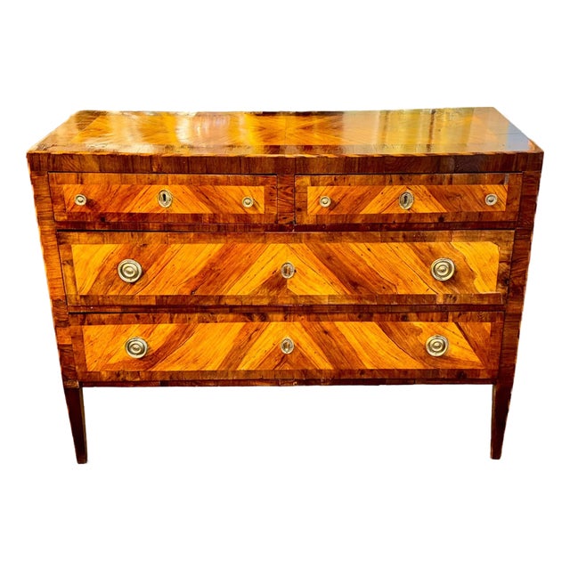 18th C. Italian Walnut Commode For Sale