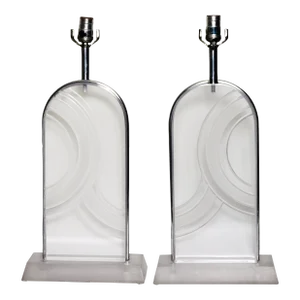 1960s Karl Springer Mid-Century Modern Heavy Solid Lucite Carved Abstract Design Table Lamps - Set of 2