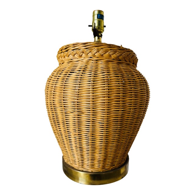 Vintage 1980’s Rattan /Wicker and Brass Table Lamp For Sale