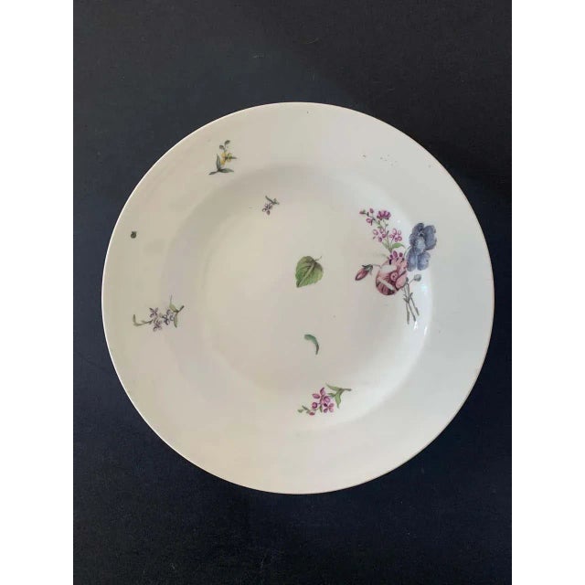 Chinese Porcelain Plate from India Company, 1700 For Sale - Image 5 of 9