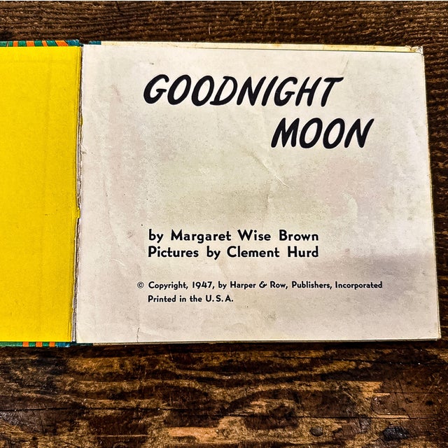 Green Rare "Goodnight Moon" Children's Book From 1947 For Sale - Image 8 of 16