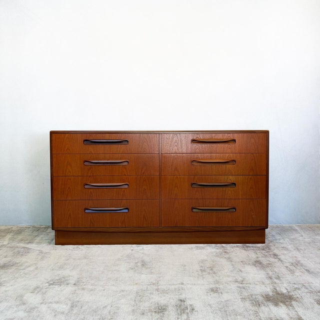 Teak Fresco Double Chest of Drawers by Victor Wilkins for G-Plan, 1960s For Sale - Image 11 of 11