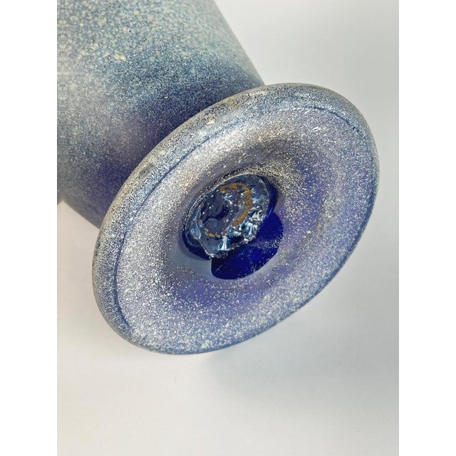 Murano Cobalt Blue Glass Amphora Vase in Scavo Finish by Seguso, Italy, 1970s For Sale - Image 9 of 10