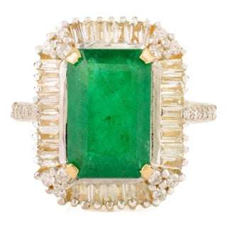 14k Solid Gold 4.14 CTW Emerald Cocktail Ring With Halo Diamonds Size 6.5 For Sale