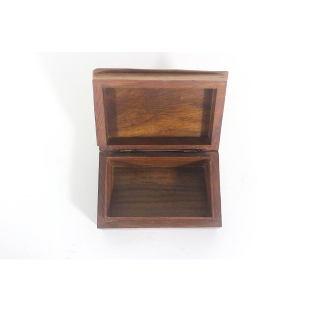 Brown Vintage Carved Wood Box, Brass Inlay Indian Indo, Lidded, Wooden Carving, Floral Hinged Lid Box, Brown Wood Trinket, Jewelry, Stash Heart For Sale - Image 8 of 10