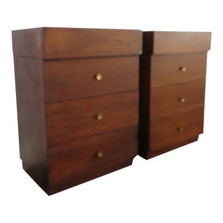 Mid Century Modern Nightstands Bedside Tables by Albert Distinctive - a Pair For Sale
