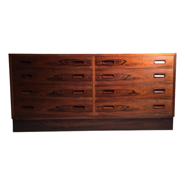 Danish Modern Signed Poul Hundevad Rosewood Dresser Sideboard For Sale