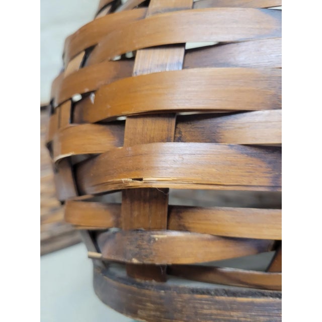 Antique Splint Woven Wooden Basket W/ Double Handles & Fitted Lid For Sale - Image 6 of 18