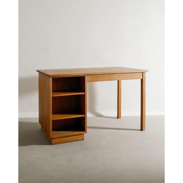 1930s Early Swedish Wooden Värmdö Pine Desk by Axel Einar Hjorth for Nordiska Kompaniet, 1930s For Sale - Image 5 of 8