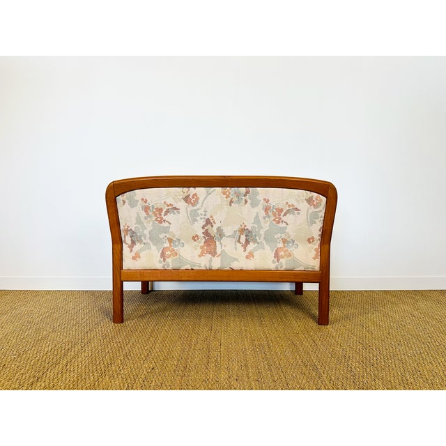 1960s Danish Bench in Teak and Floral Fabric from Dyrlund, 1960s For Sale - Image 5 of 18