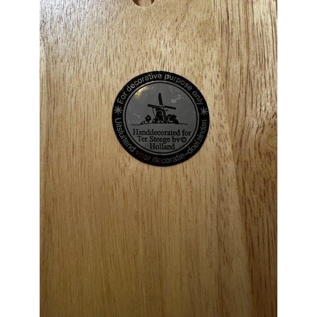 Late 20th Century Late 20th Century Holland Tulip Garden Ceramic Tile Wall Plaque in a Natural Wood Frame For Sale - Image 5 of 6