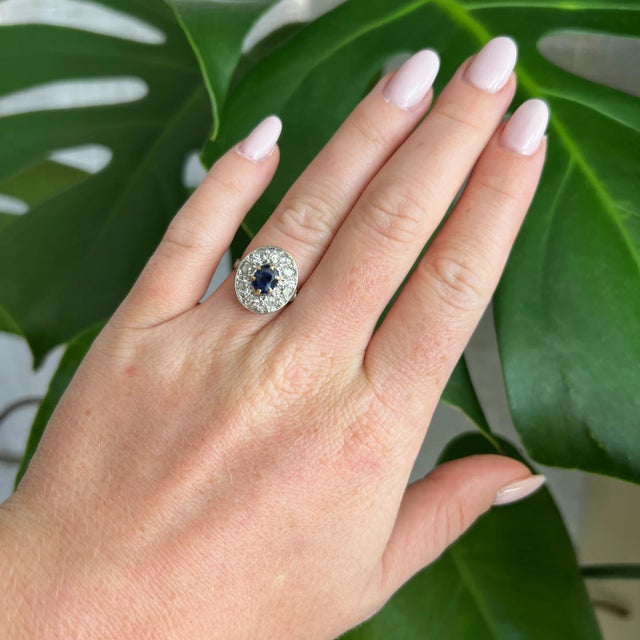 Contemporary Vintage Gold, Sapphire and Diamond Halo Ring, Size 6 For Sale - Image 3 of 6