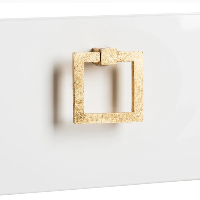 Martin Lacquer Side Table in White Lacquer For Sale In Philadelphia - Image 6 of 8