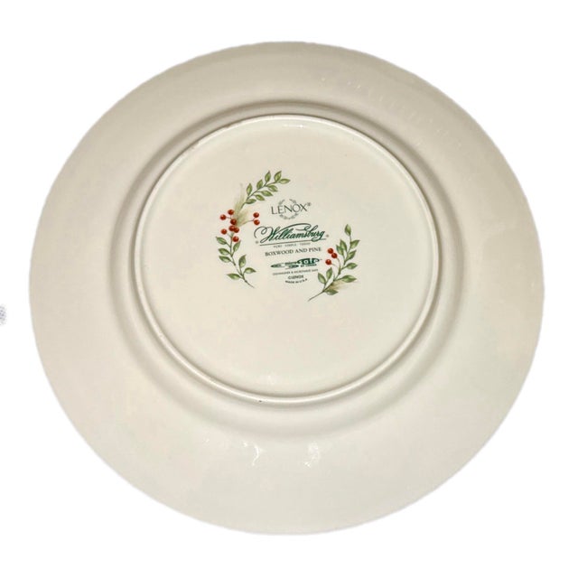 Lenox Lenox Holiday Luncheon Plate Williamsburg Boxwood & Pine For Sale - Image 4 of 5