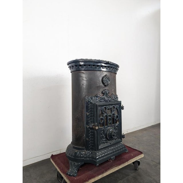 Wood Stove in Cast Iron and Steel from Godin For Sale - Image 6 of 12