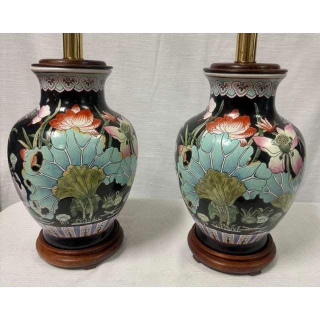 Stylish Vintage Chinoiserie Famille Noire Vase Table Lamps - A Pair For Sale - Image 4 of 9