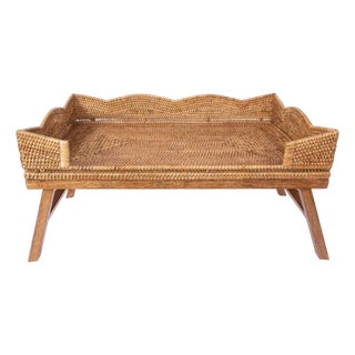 Artifacts Rattan Scallop Design Breakfast Tray with Wooden Legs, Honey Brown For Sale