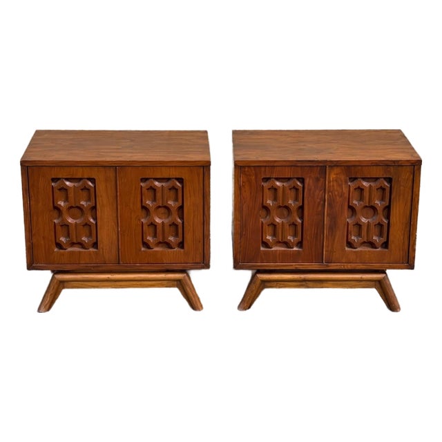 Vintage Mid-Century Modern Brutalist Carved Wood Nightstands – Pair For Sale