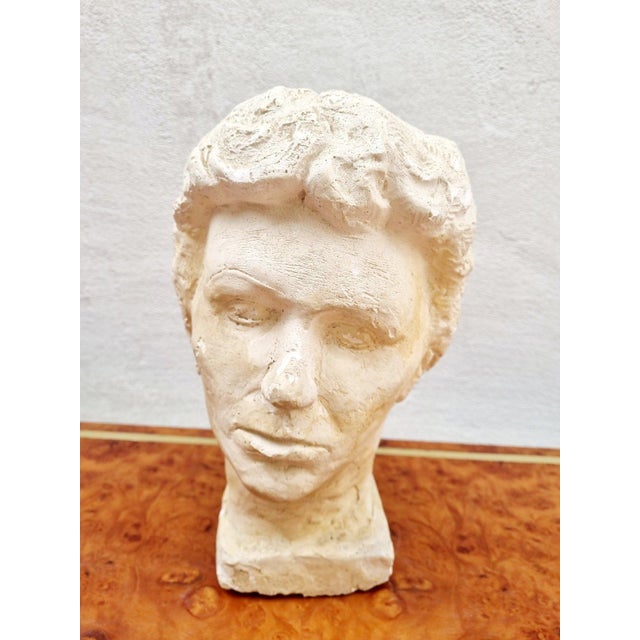 Sculptured Plaster Female Modelled Head, Italy, 1950s, in Very Good conditions. Designed 1950 to 1959