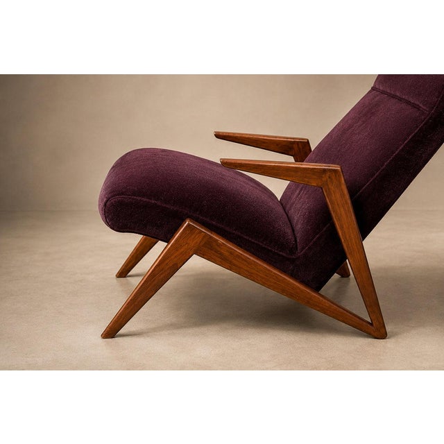 Brazilian Modern Imbuia Wood & Mohair Lounge Armchair, Att. José Zanine Caldas, 1950s – Lot 881 For Sale In New York - Image 6 of 18