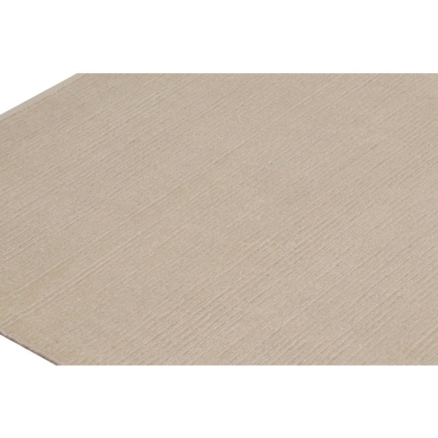 Rug & Kilim’s Oversized Contemporary Textural Solid Rug in Cream and White Tones For Sale In New York - Image 6 of 8