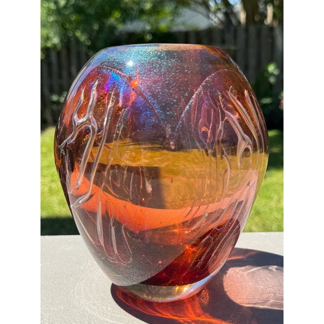 1980s Iridescent Sparkle Air Trap Bubble Vein Art Glass 6.5" Vase Signed '80 For Sale - Image 13 of 18