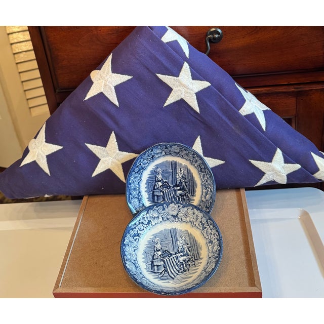 A charming pair of vintage Liberty Blue bowls celebrating early American history. A pair of vintage Liberty Blue...