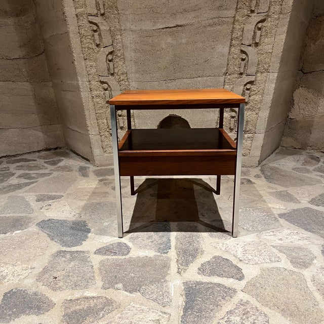 Brown 1960s Paul McCobb Linear Side Table for Calvin Walnut & Aluminum For Sale - Image 8 of 12