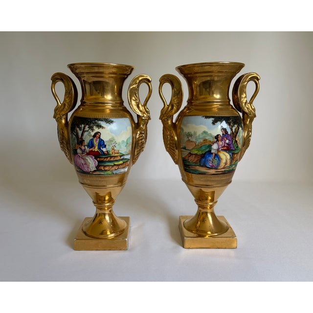 19th Century French Old Paris Gilt Porcelain Swan-Handle Urn Vases – Pair For Sale - Image 16 of 16