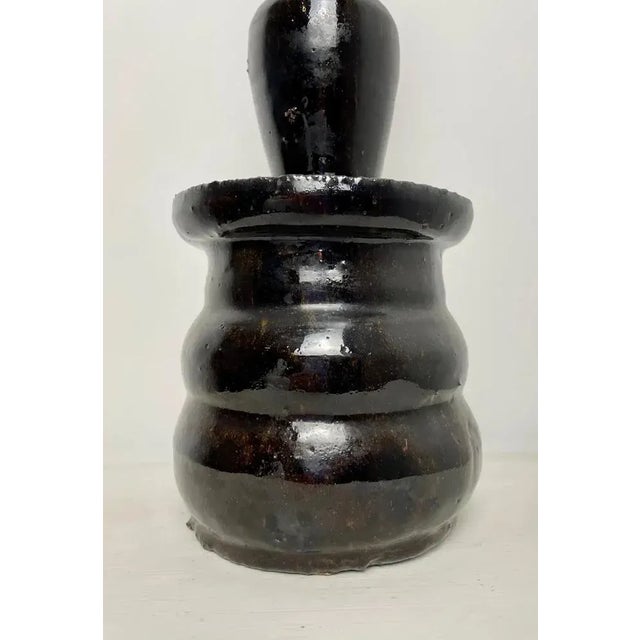 Large Chinese Altar Candleholder in Black Enameled Ceramic, 19th Century For Sale - Image 4 of 11