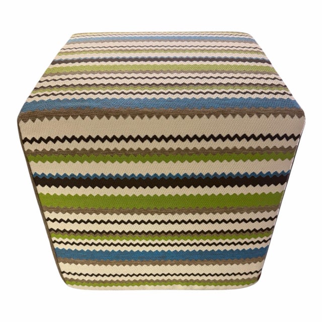 2020s Missoni Home Zig Zag Striped Pillows and Cube Ottoman Pouf – Set of Four For Sale - Image 5 of 8