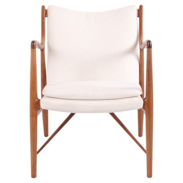 Walnut Lounge Chair with Light Fabric by Finn Juhl, 1952 For Sale - Image 11 of 11