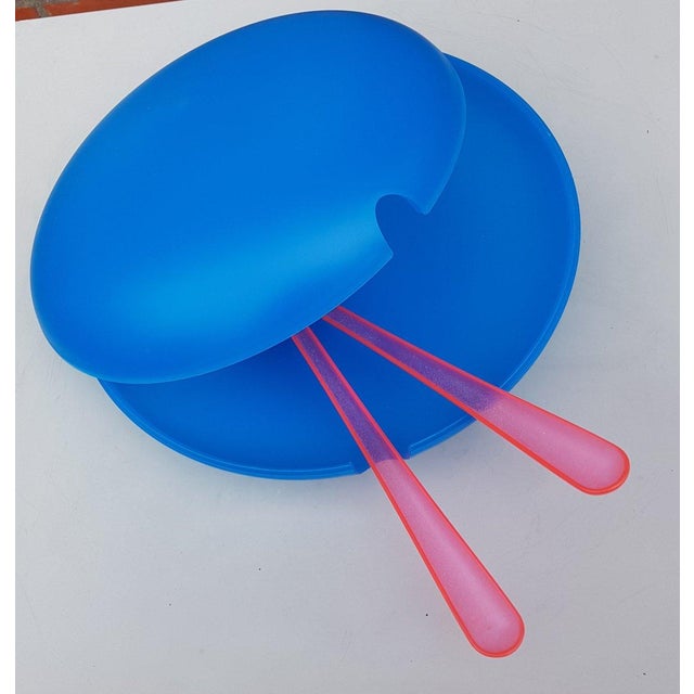 Contemporary Plastic Salad Bowl with Cutlery by Jasper Morrison for Alessi, Set of 3 For Sale - Image 3 of 3