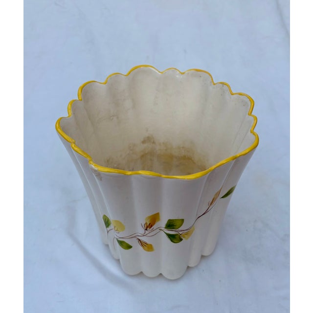 Mid-Century Modern Vee Jackson Yellow Floral Ceramic Cachepot Planter, Signed by Artist For Sale - Image 9 of 9