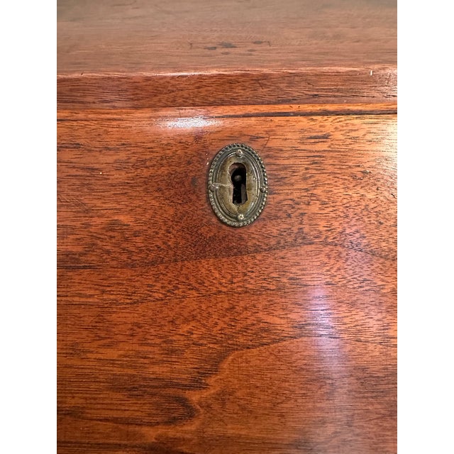 Early American Pennsylvania Walnut Slant Front Desk on Stand C 1720-1750 For Sale In Washington DC - Image 6 of 12