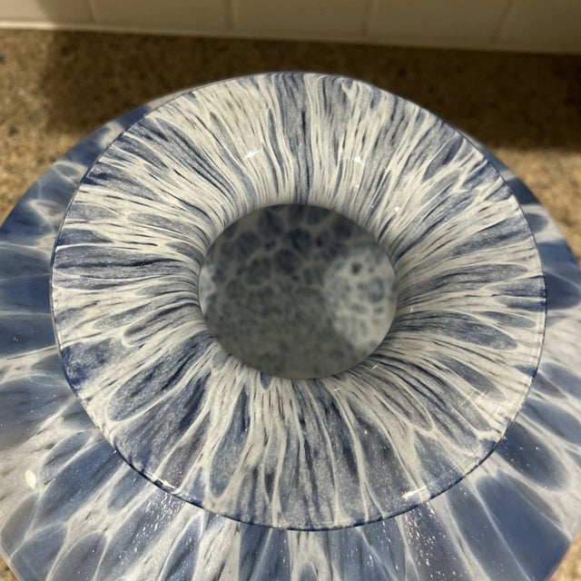 Vetri 1990s Maestri Vetrai Hand Blown Art Glass Blue White With Silver Sparkles Vase For Sale - Image 4 of 6