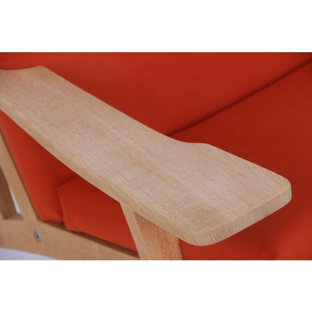 Model GE375 Lounge Chair by Hans J. Wegner for Getama, 1990s For Sale - Image 6 of 9