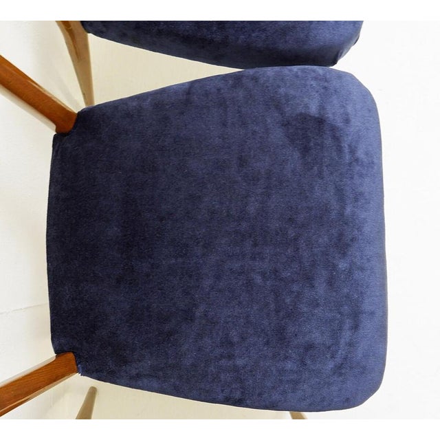 Mid-Century Modern Set of 6 Italian dining Chairs.