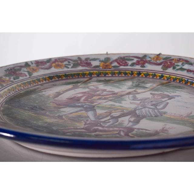 1920s Large Portuguese Earthenware Plate from Sant'Aana, 1920s For Sale - Image 5 of 8