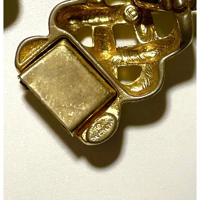 1980s 1980s Givenchy Chunky Gold-Tone Statement Necklace For Sale - Image 5 of 5