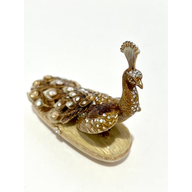 Glass Jay Strongwater Darien Peacock Figurine / Trinket Box - 14k Gold Finish With Swarovski Crystals For Sale - Image 7 of 9