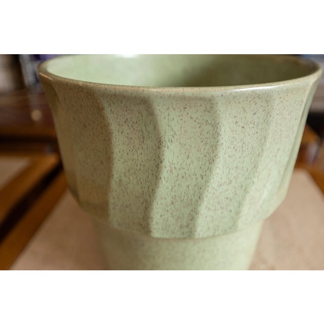 Architectural Pottery Large Mid-Century Ceramic Planter – u.s. Pottery Ambassador Jardiniere For Sale - Image 4 of 10