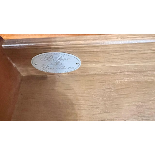 Brown 1960s Pair of Baker Furniture French Provincial Burl Walnut Side Tables For Sale - Image 8 of 12