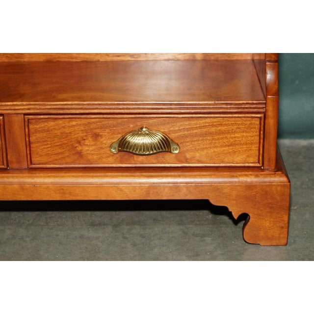 1950s Regency Style Hardwood Waterfall Dwarf Library Bookcases, 1950, Set of 2 For Sale - Image 5 of 18