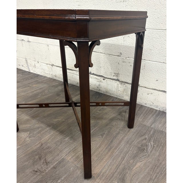 Mid 20th Century Vintage Georgian Style Chippendale Style Mahogany Tray Top Side Table For Sale - Image 5 of 14