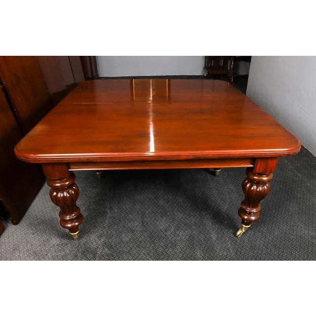 Antique William IV Mahogany Dining Table and Balloon Dining Chairs, 19th Century, Set of 21 For Sale - Image 5 of 15