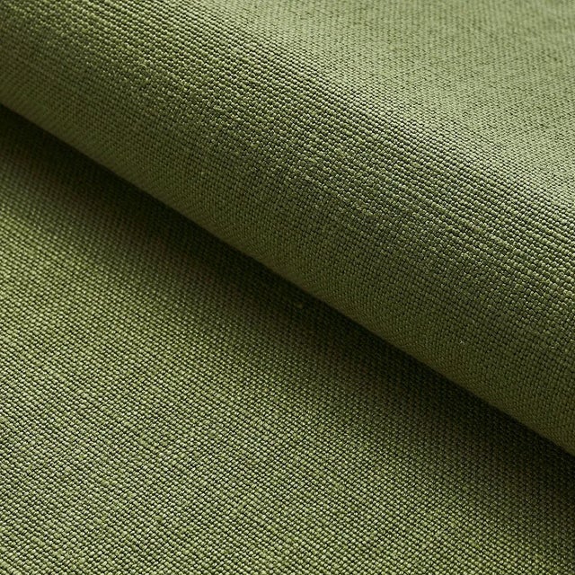 Contemporary Schumacher Piet Performance Linen Fabric in Moss For Sale - Image 3 of 3